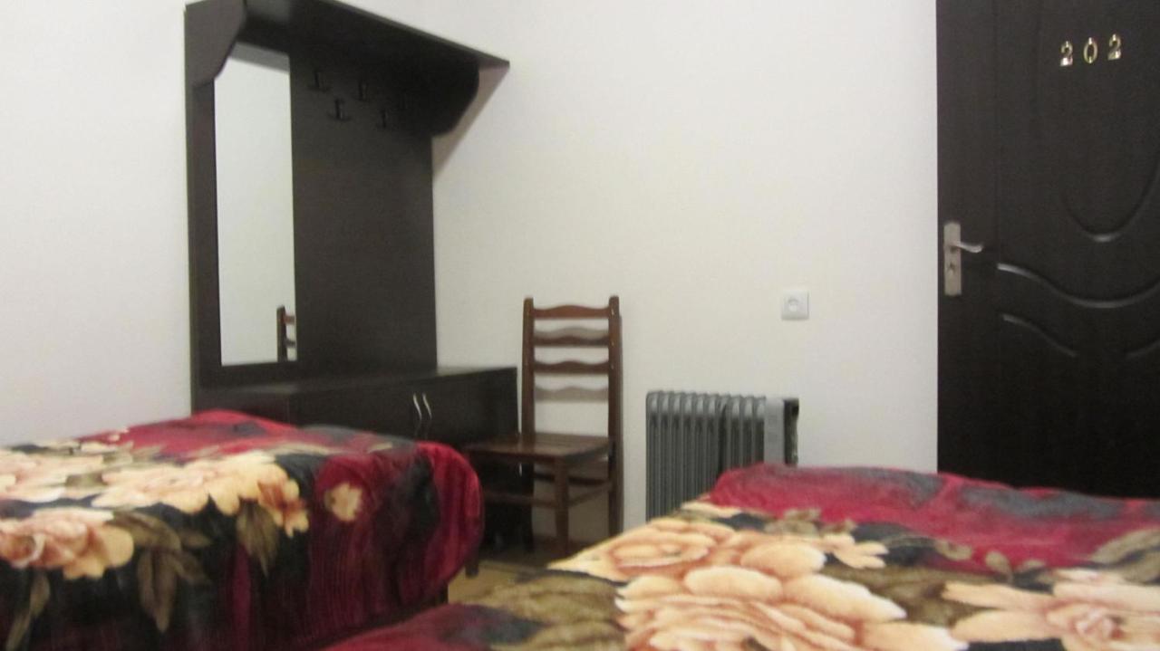 Guest House Adelina Mestia Exteriér fotografie